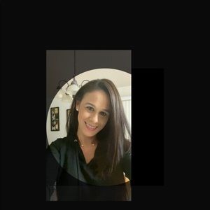 Meet your Posher, Liza